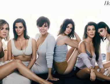 Η οικογένεια Καρντάσιαν πριν τις πλαστικές - Αγνώριστη! (φωτό)